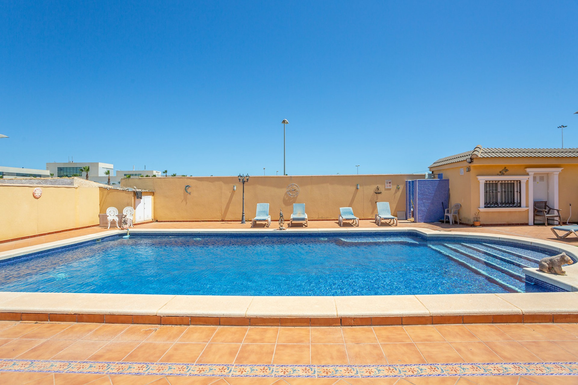 Reventa - Villa -
Torrevieja - Los balcones