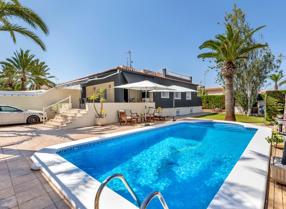 Reventa - Villa -
Torrevieja - Rocio del mar