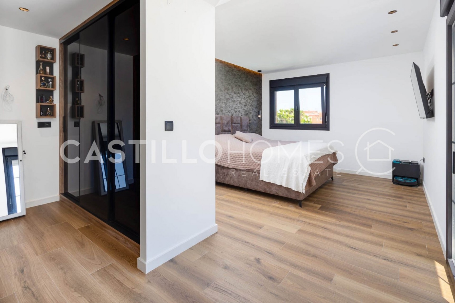 Reventa - Villa -
Torrevieja - Torreta florida