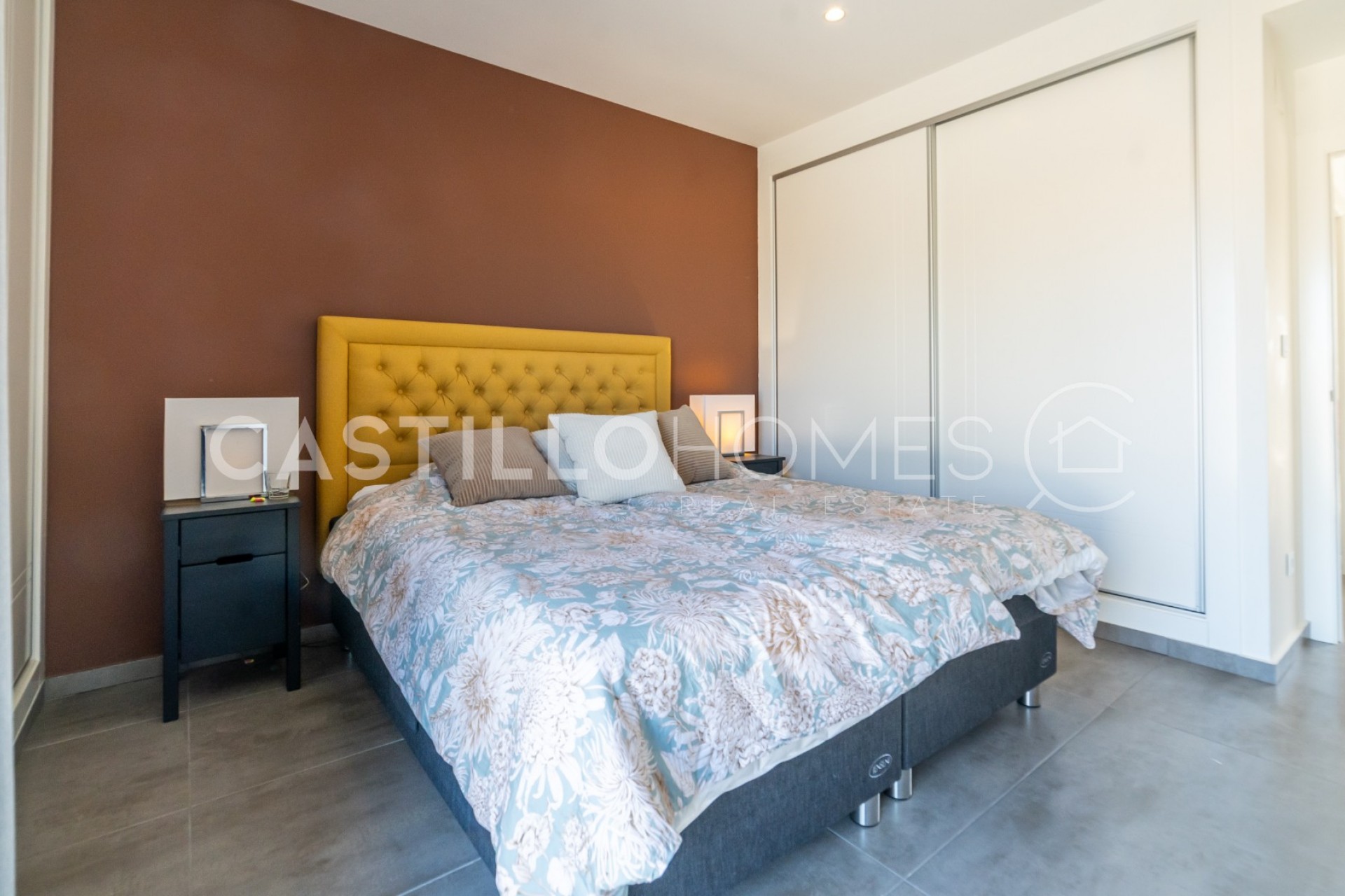 Reventa - Villa -
Torrevieja - Urb. Rosaleda