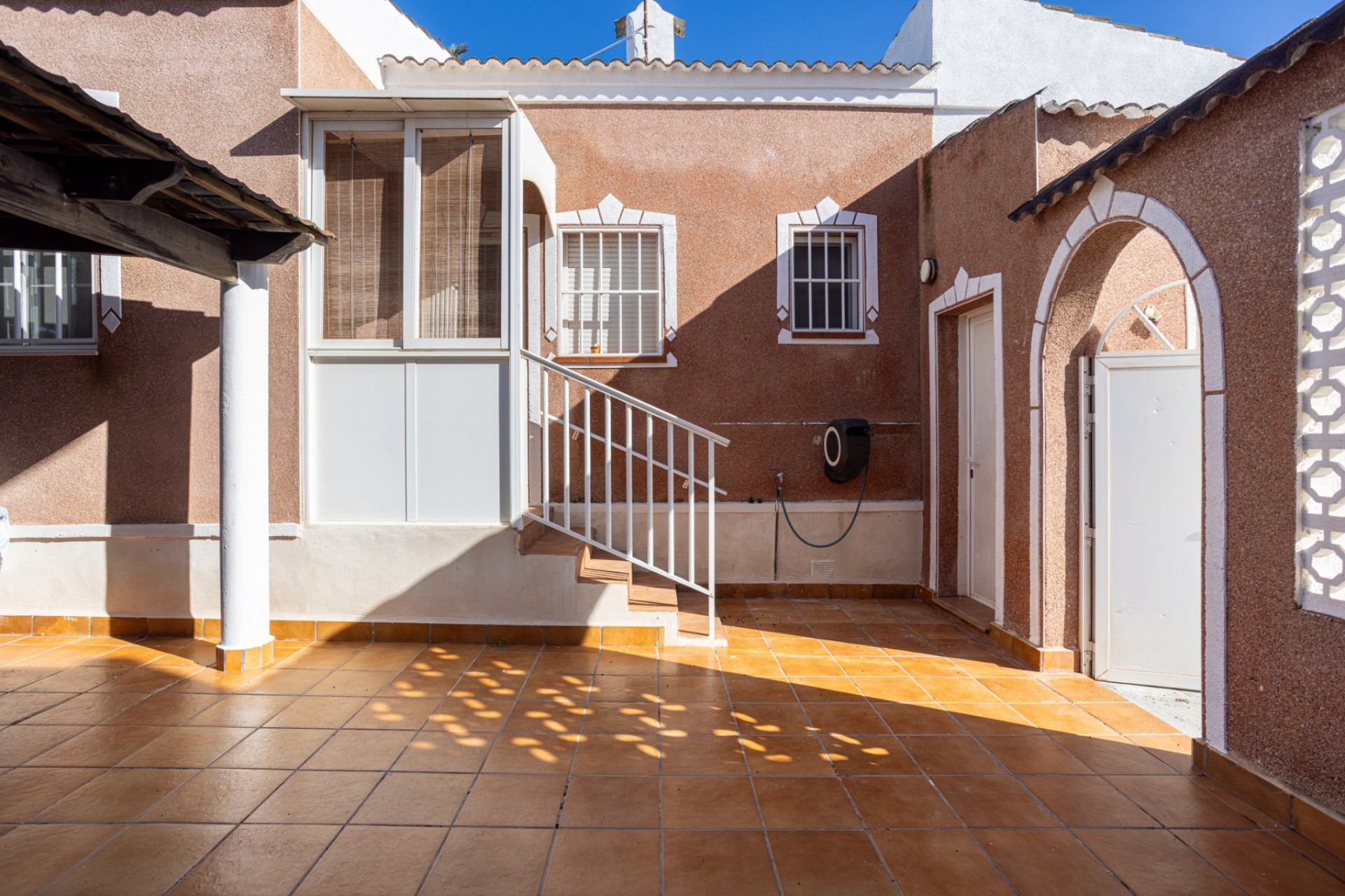 Reventa - Villa -
Torrevieja - Urbanización San Luis