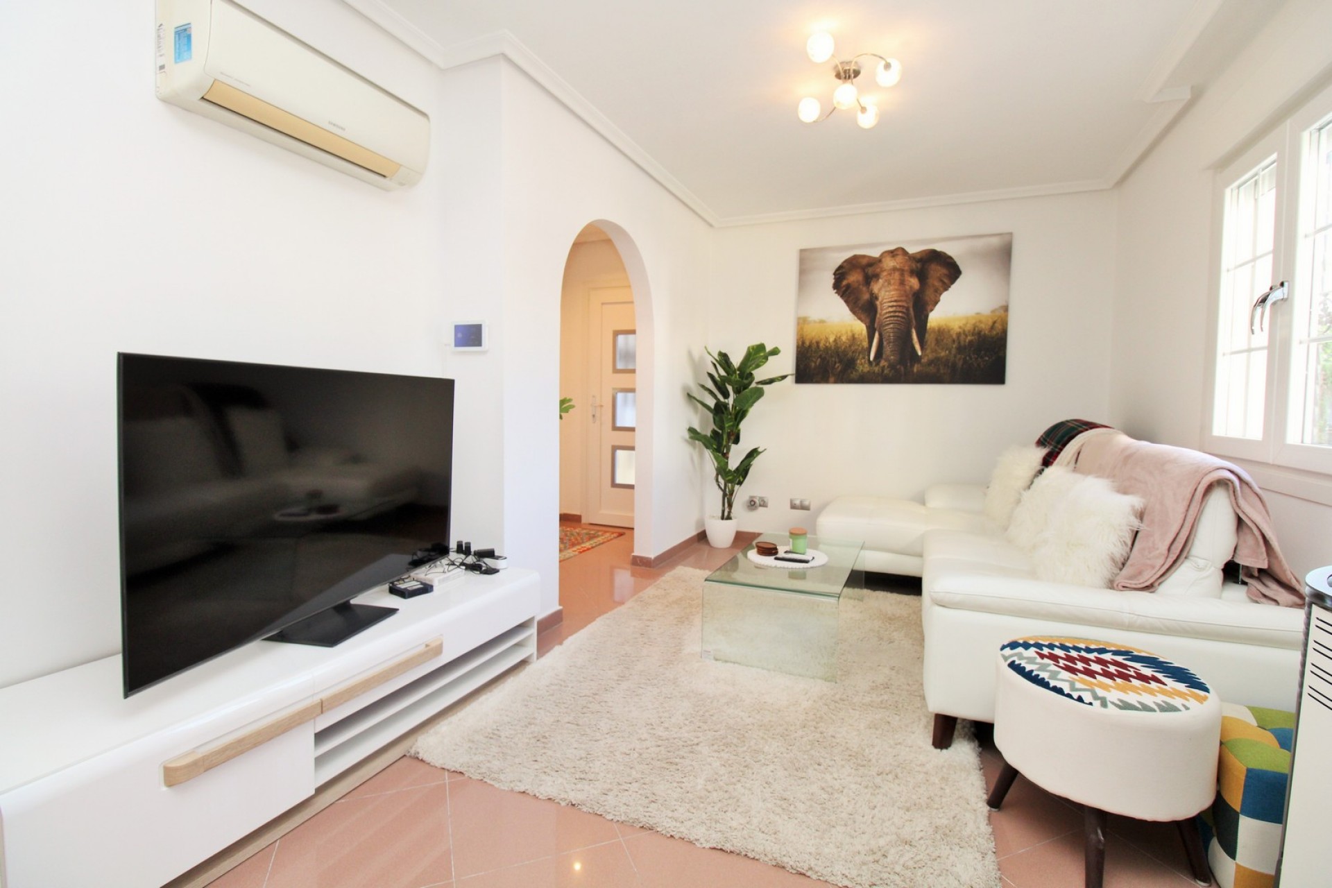 Reventa - Villa -
Villamartin - Los Dolses