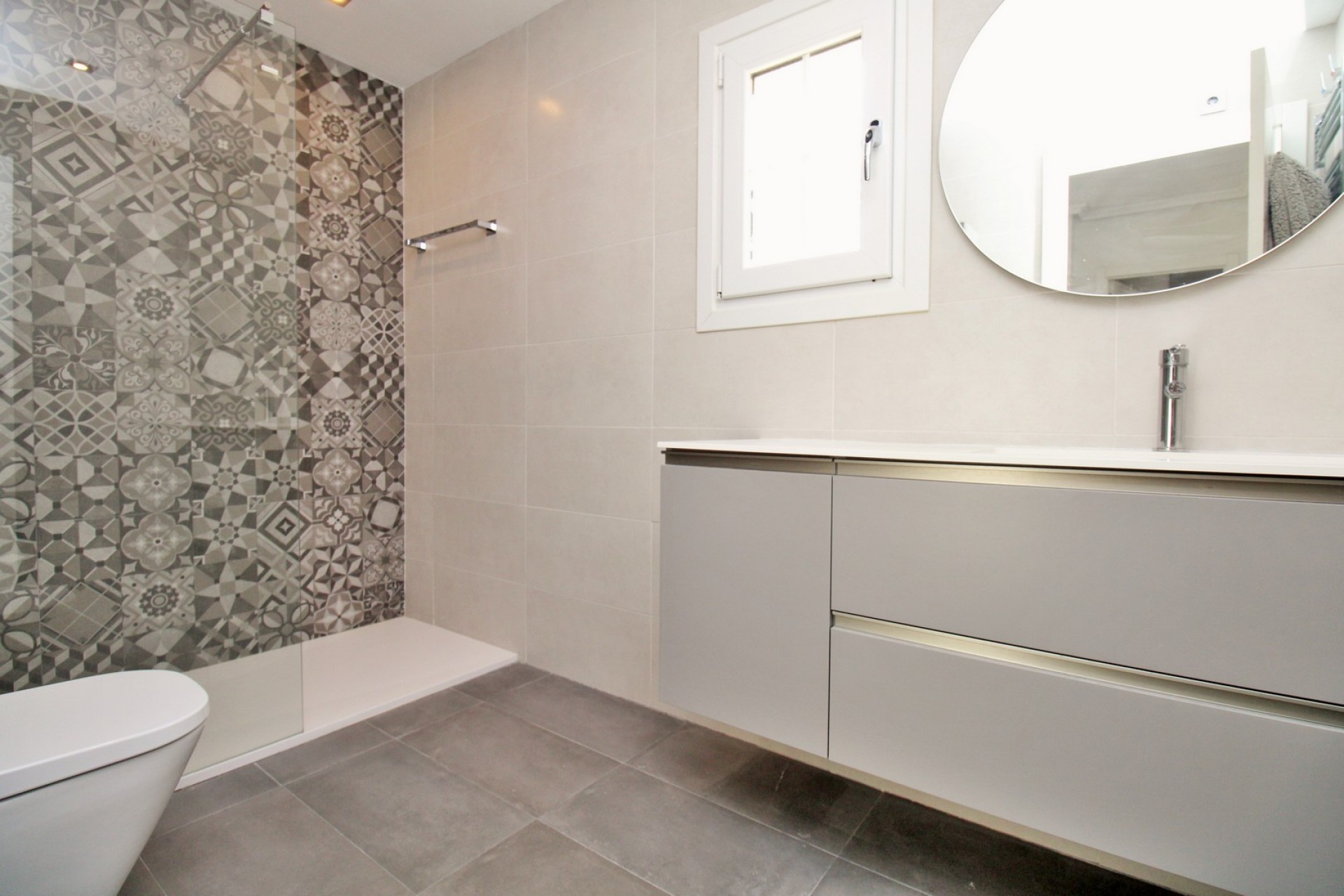 Reventa - Villa -
Villamartin - Los Dolses