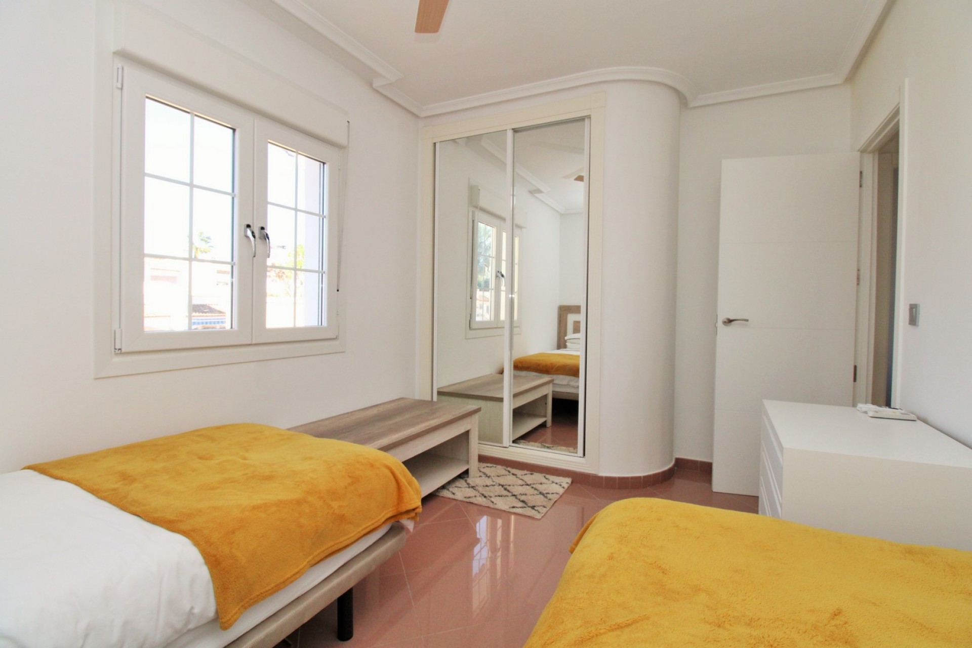 Reventa - Villa -
Villamartin - Los Dolses