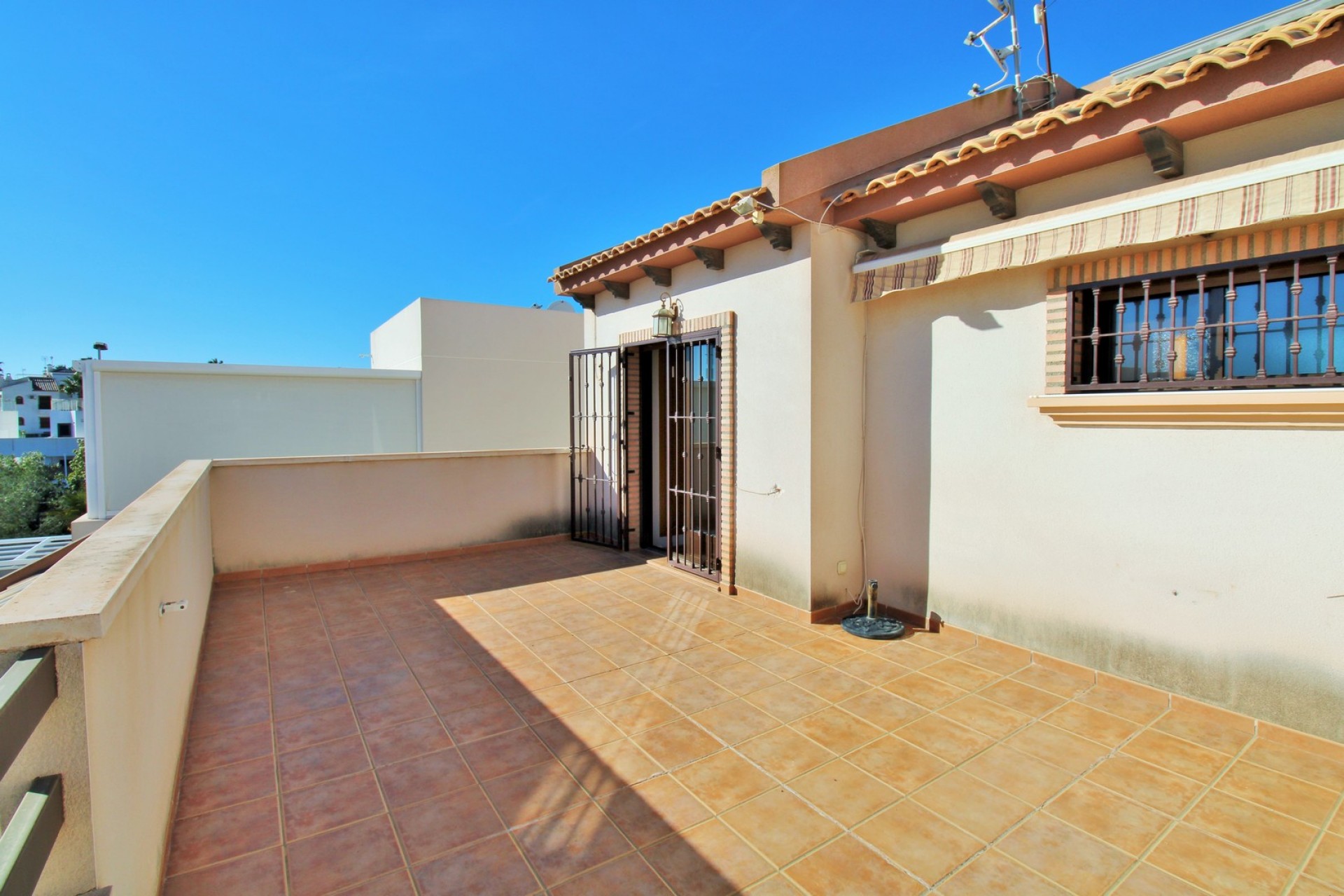 Reventa - Villa -
Villamartin - PAU 8
