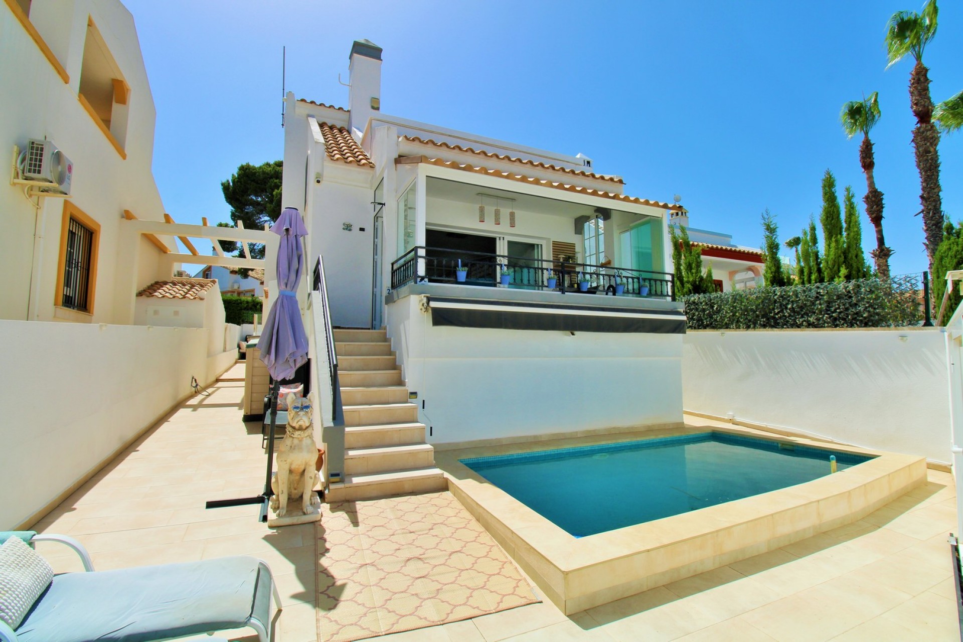 Reventa - Villa -
Villamartin