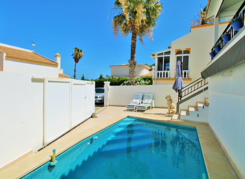 Reventa - Villa -
Villamartin