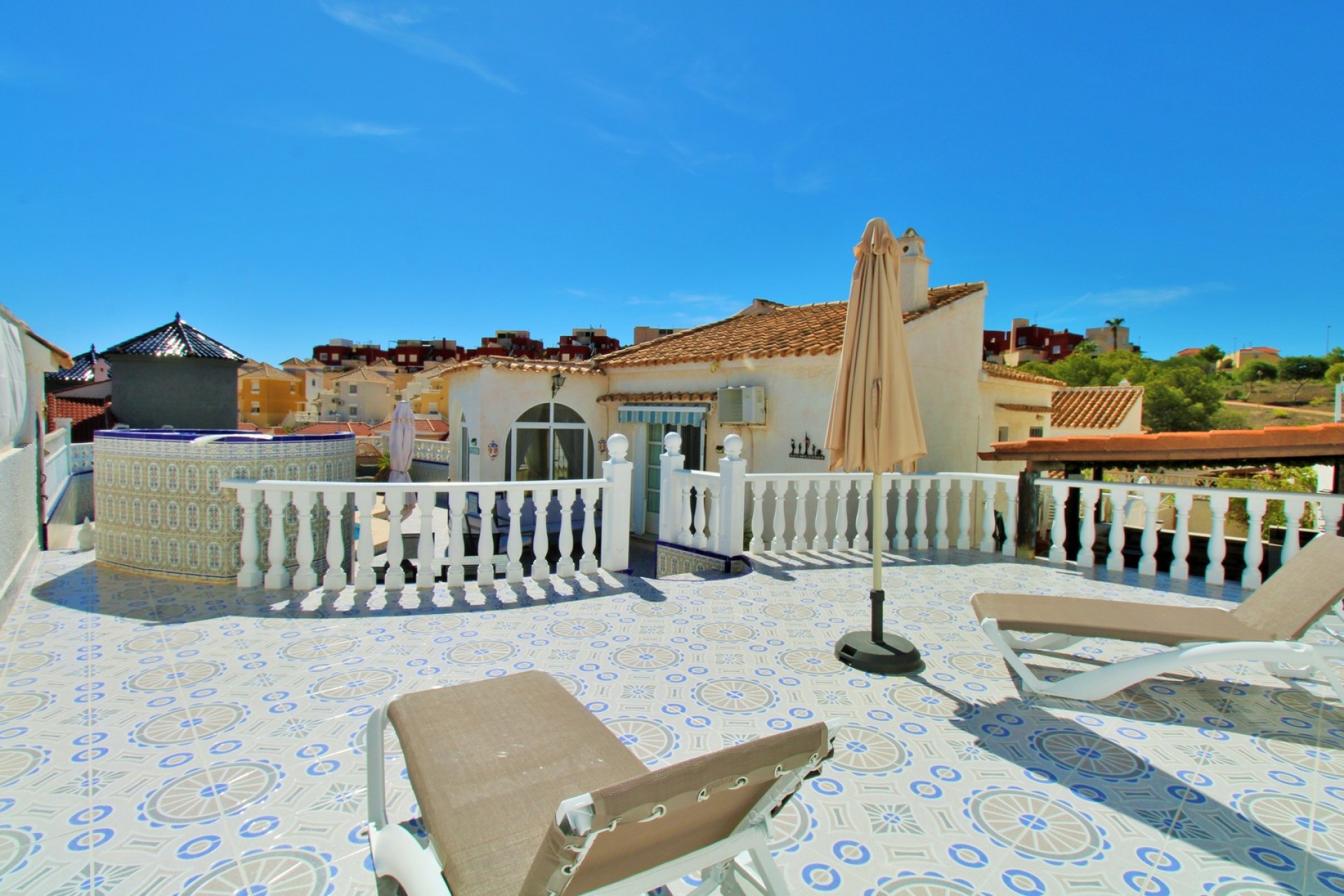 Reventa - Villa -
Villamartin