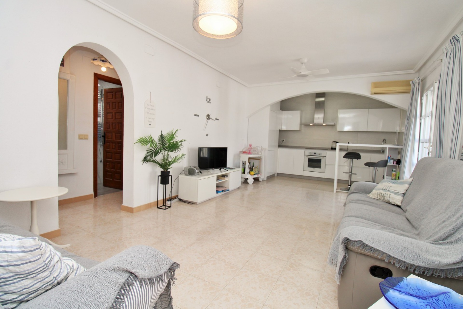 Reventa - Villa -
Villamartin