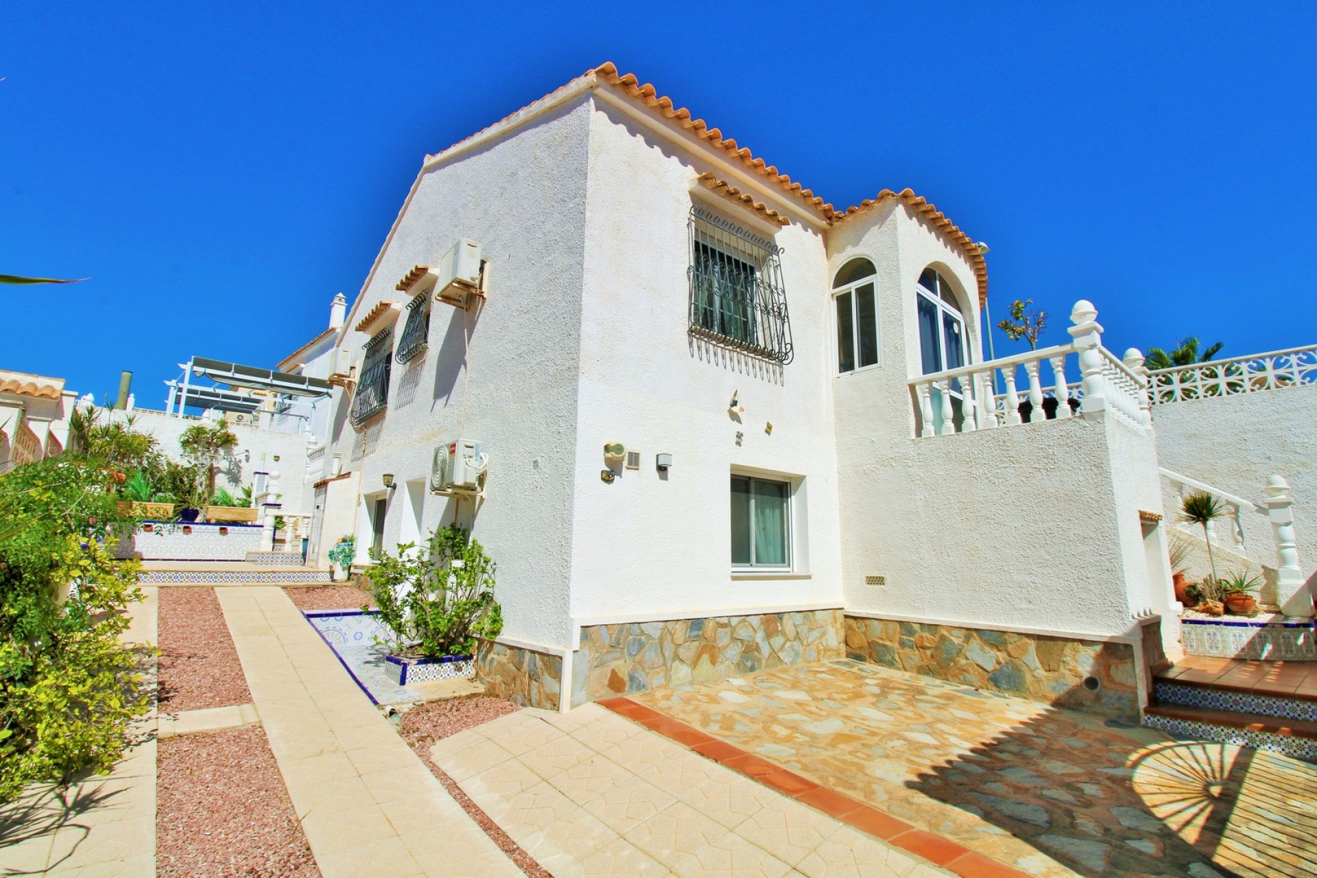 Reventa - Villa -
Villamartin