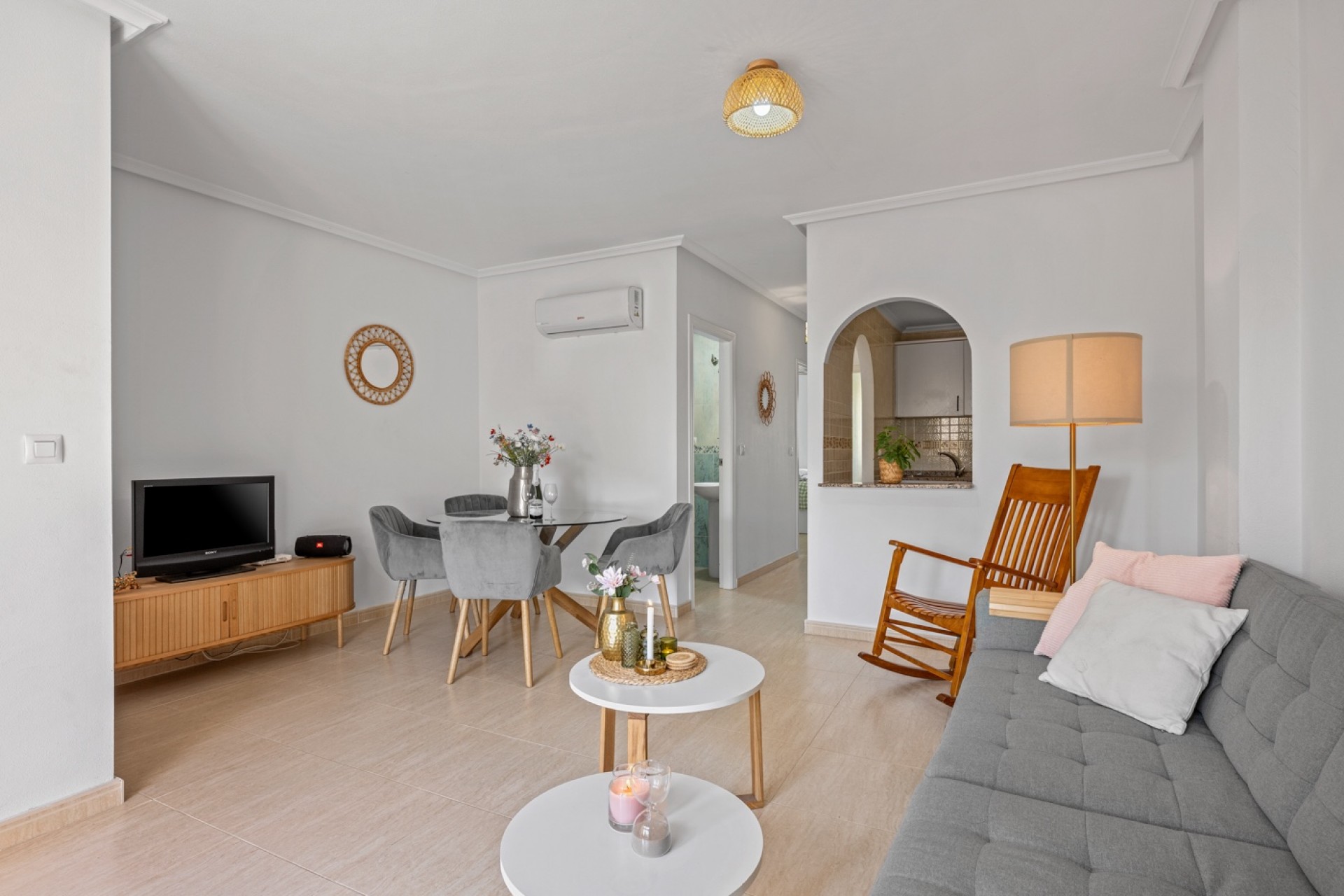 Revente - 1. Apartment / flat -
Daya Nueva - Costa Blanca South