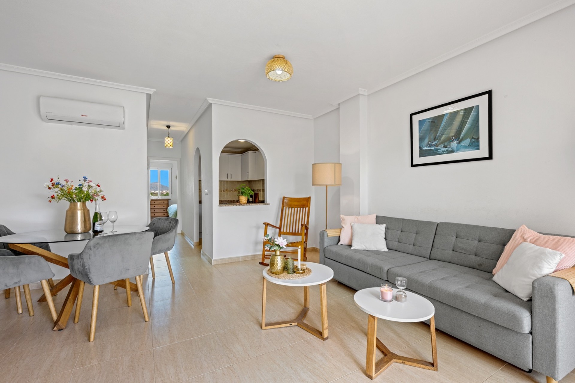 Revente - 1. Apartment / flat -
Daya Nueva - Costa Blanca South