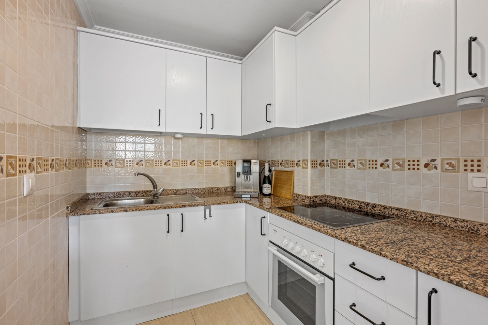 Revente - 1. Apartment / flat -
Daya Nueva - Costa Blanca South