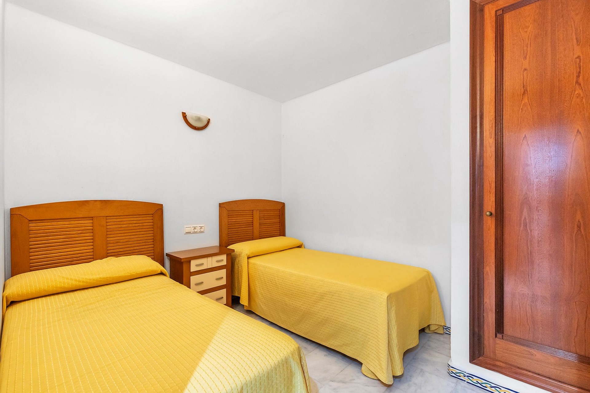 Revente - 1. Apartment / flat -
Torrevieja - Playa de los locos