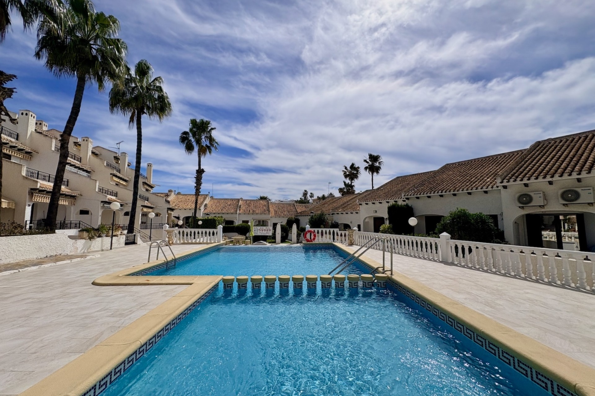 Revente - Adosado -
Orihuela Costa - Cabo Roig