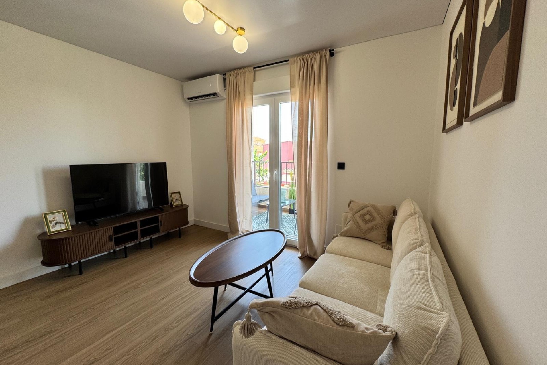Revente - Apartamento -
Pilar de la Horadada