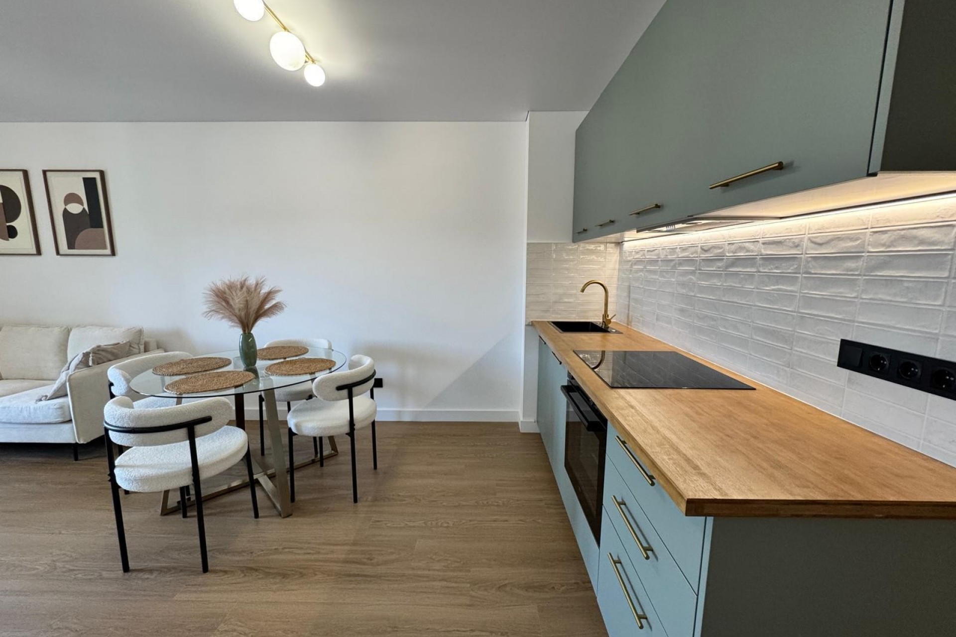 Revente - Apartamento -
Pilar de la Horadada
