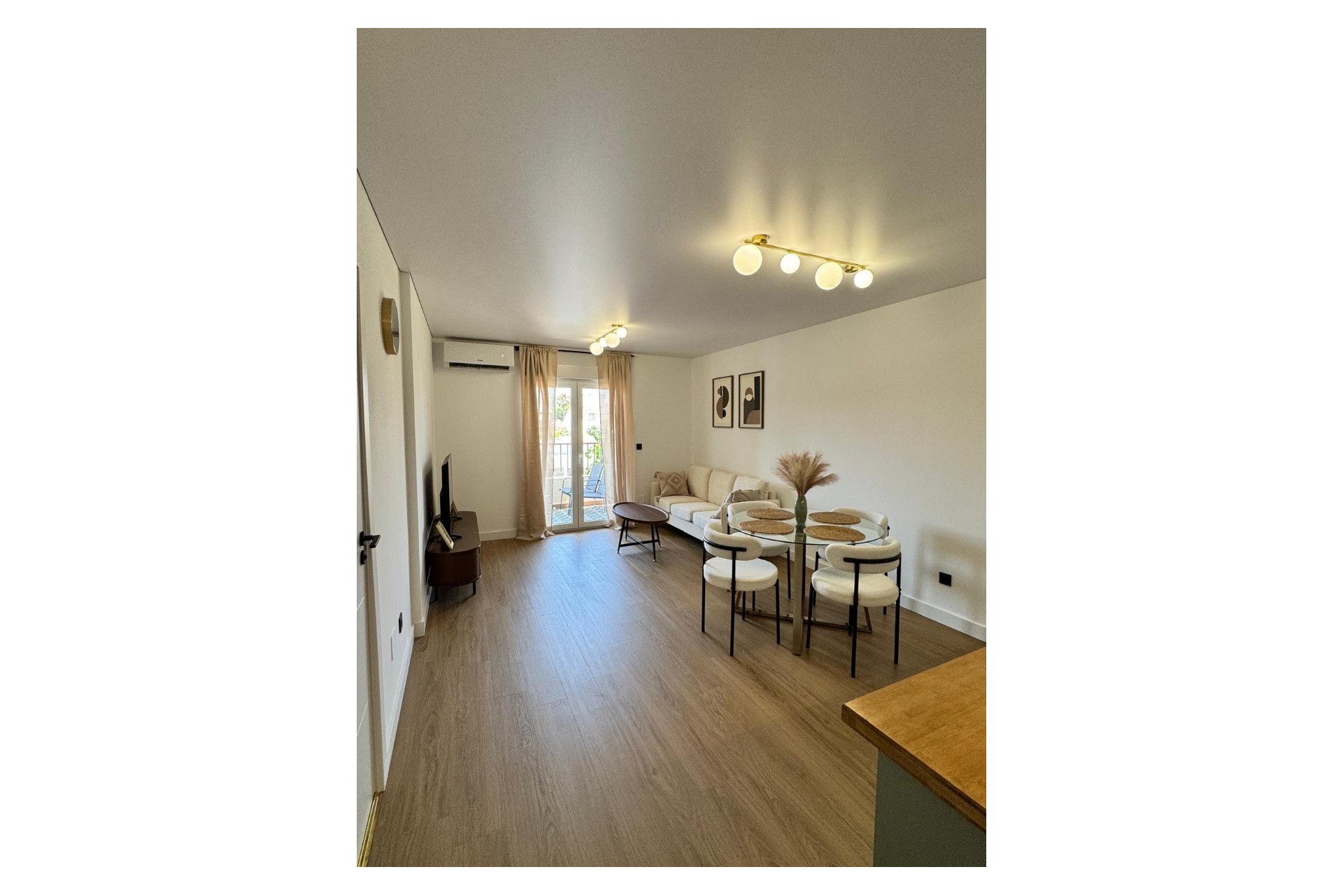 Revente - Apartamento -
Pilar de la Horadada