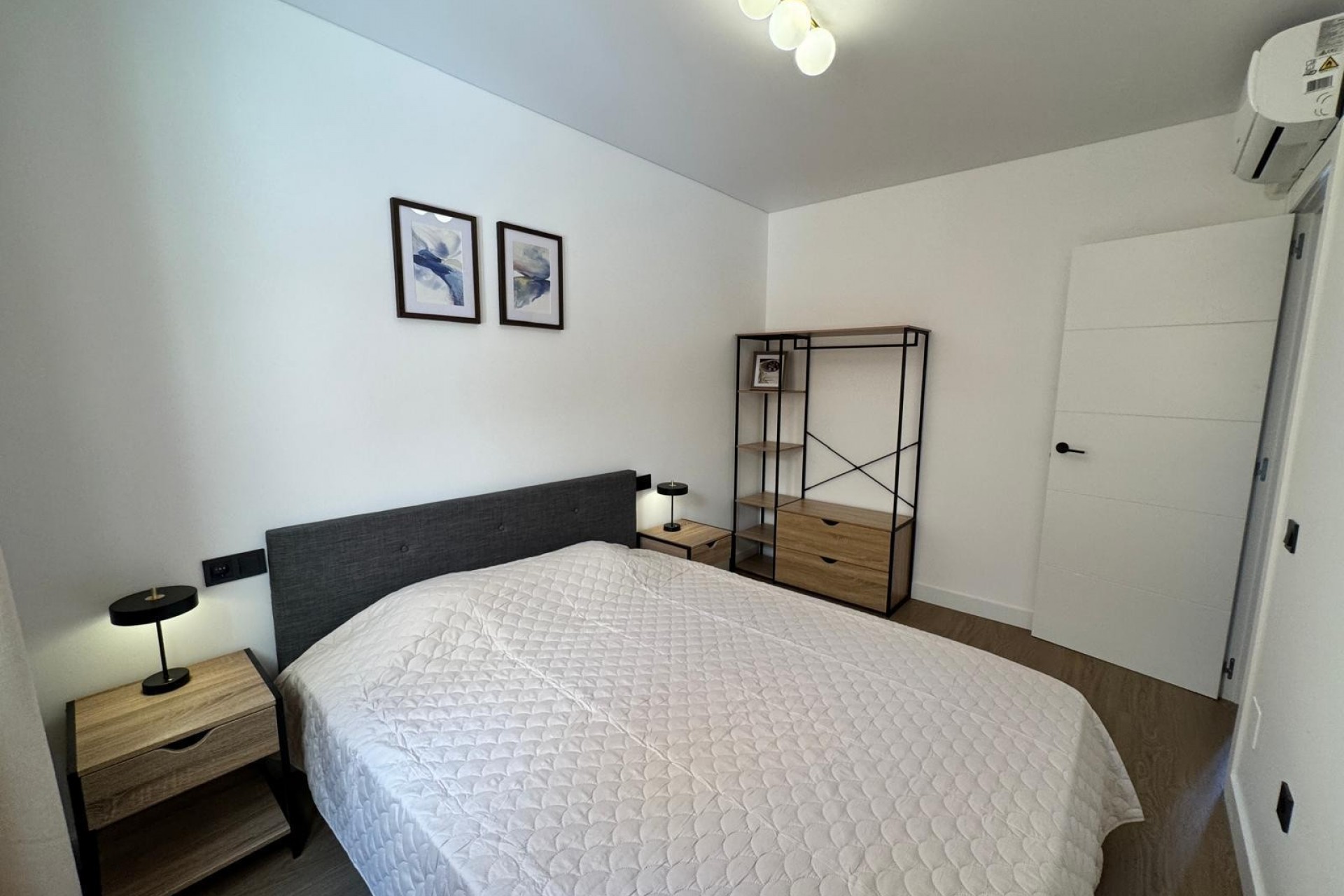 Revente - Apartamento -
Pilar de la Horadada