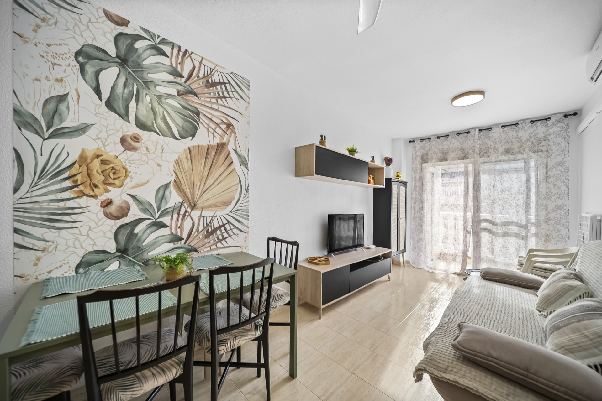 Revente - Apartamento -
Torrevieja - Centro