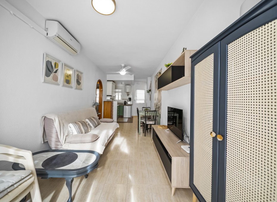 Revente - Apartamento -
Torrevieja - Centro