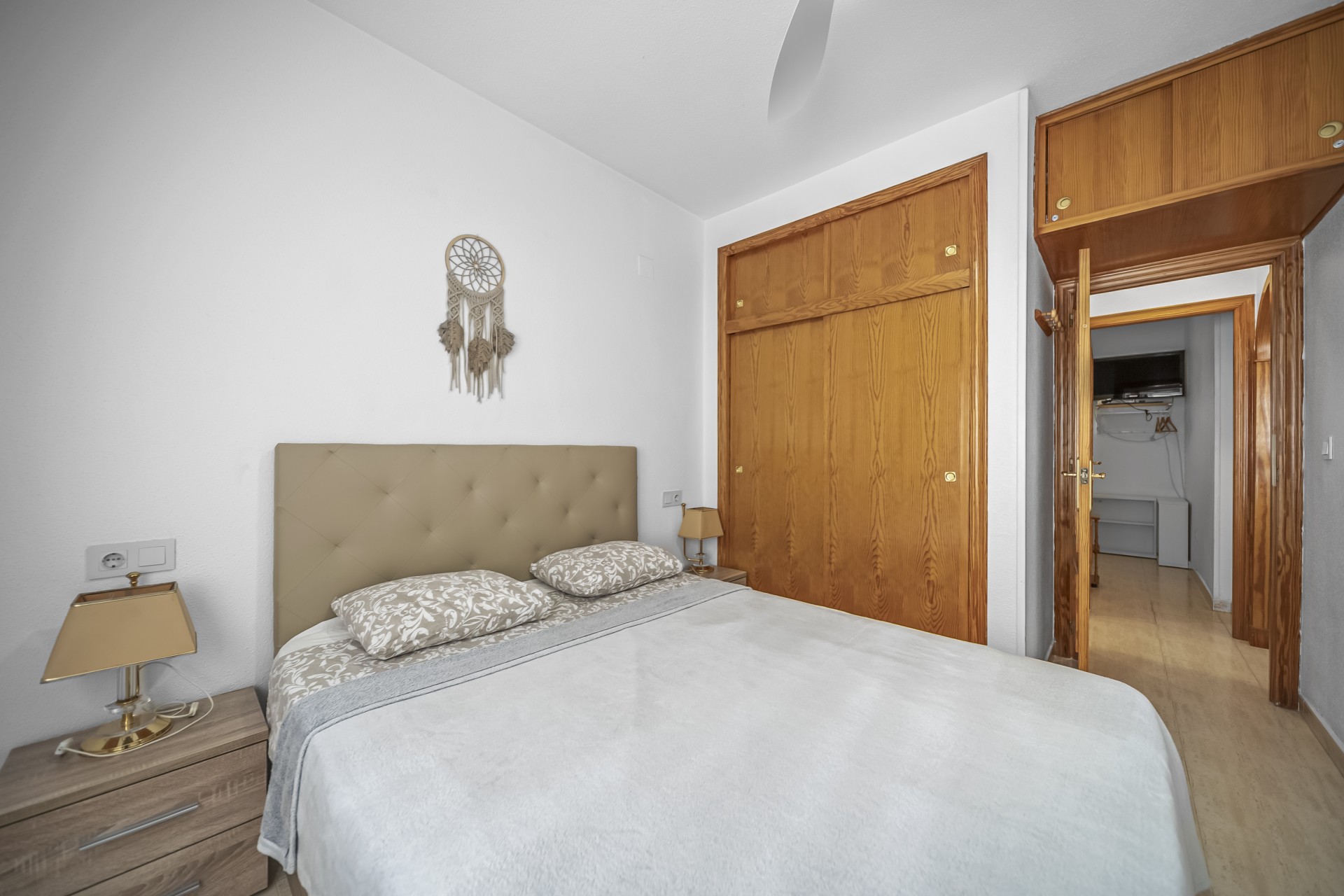 Revente - Apartamento -
Torrevieja - Centro