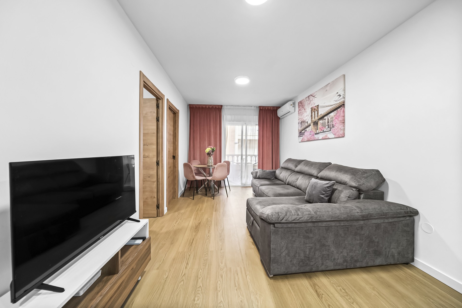 Revente - Apartamento -
Torrevieja - Centro