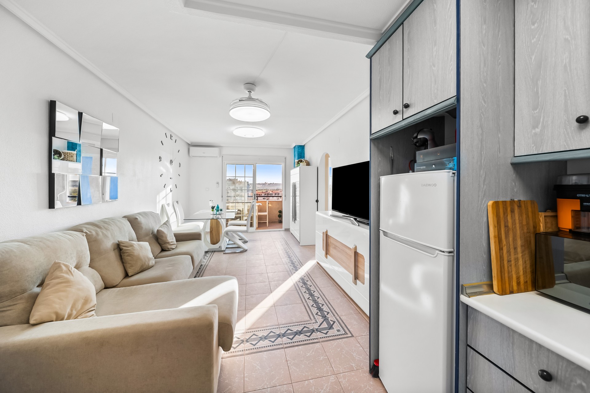 Revente - Apartamento -
Torrevieja - La Mata