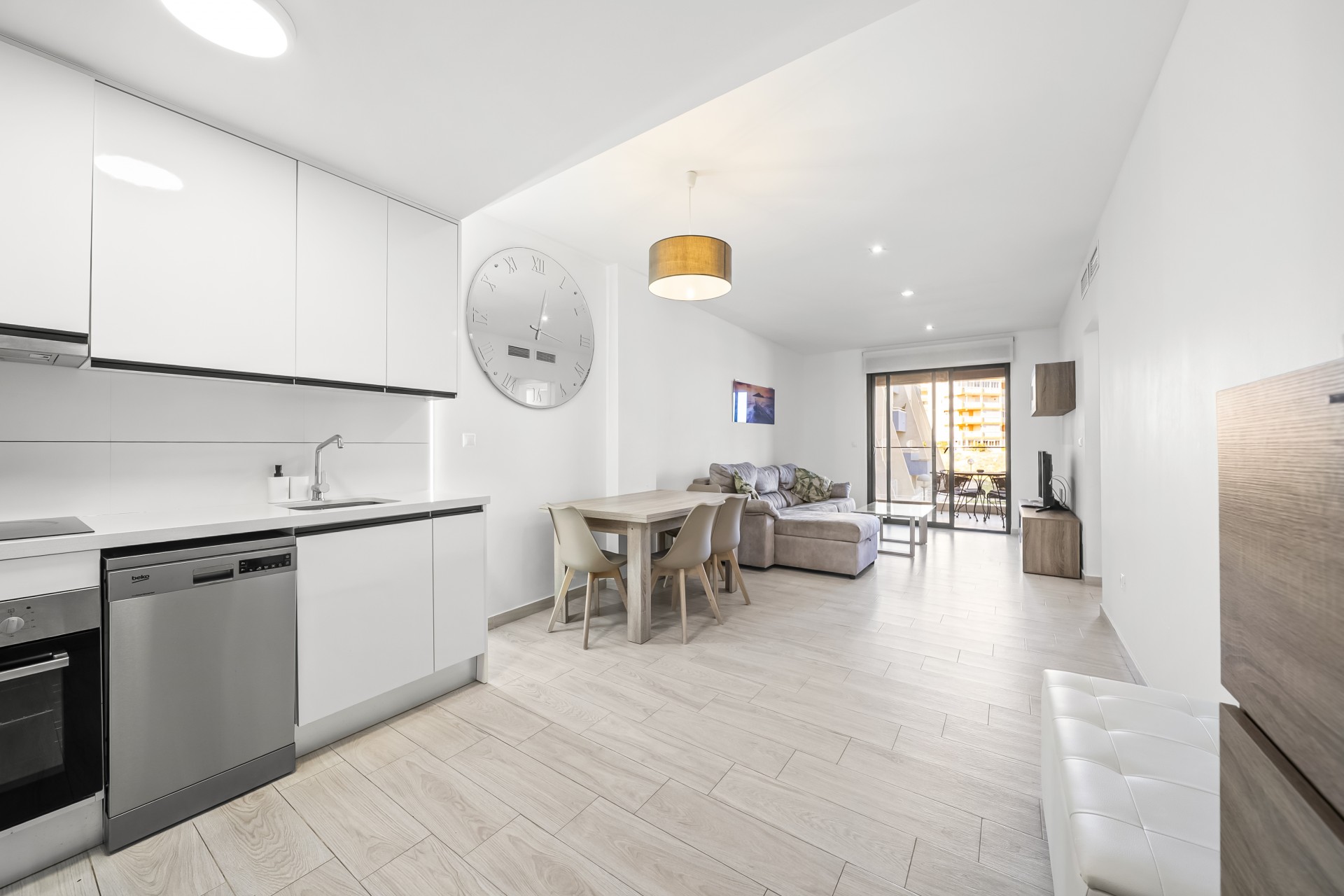 Revente - Apartamento -
Torrevieja - La Mata