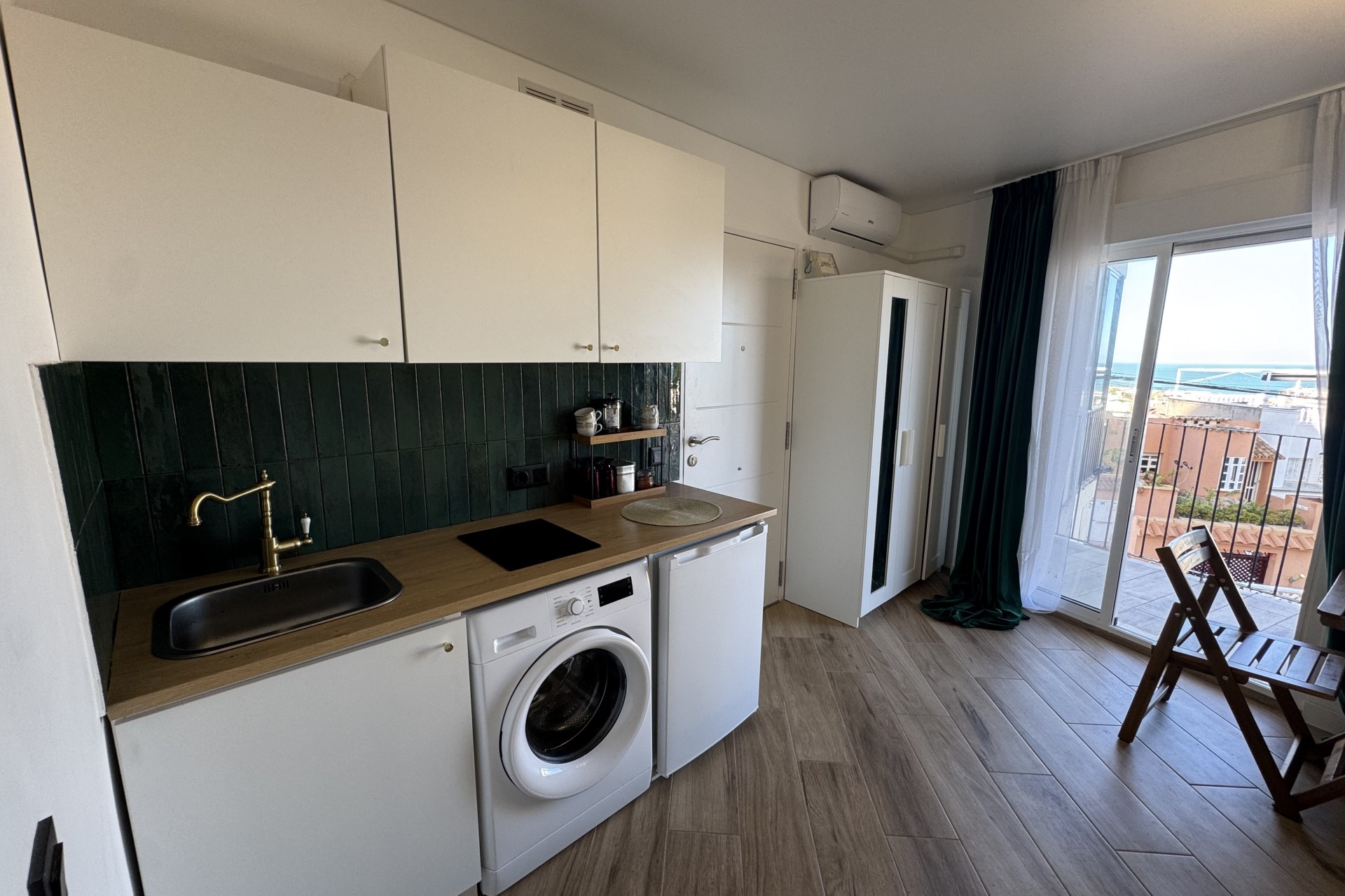 Revente - Apartamento -
Torrevieja - La Mata