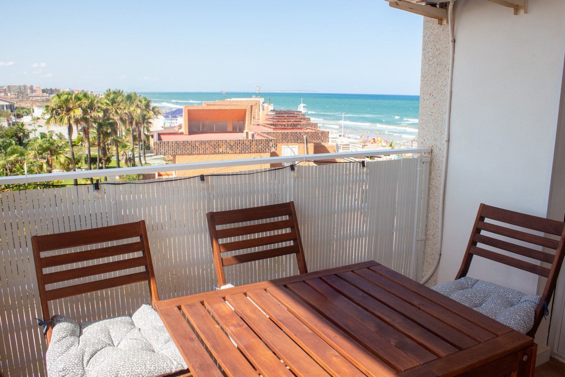Revente - Apartamento -
Torrevieja - La Mata