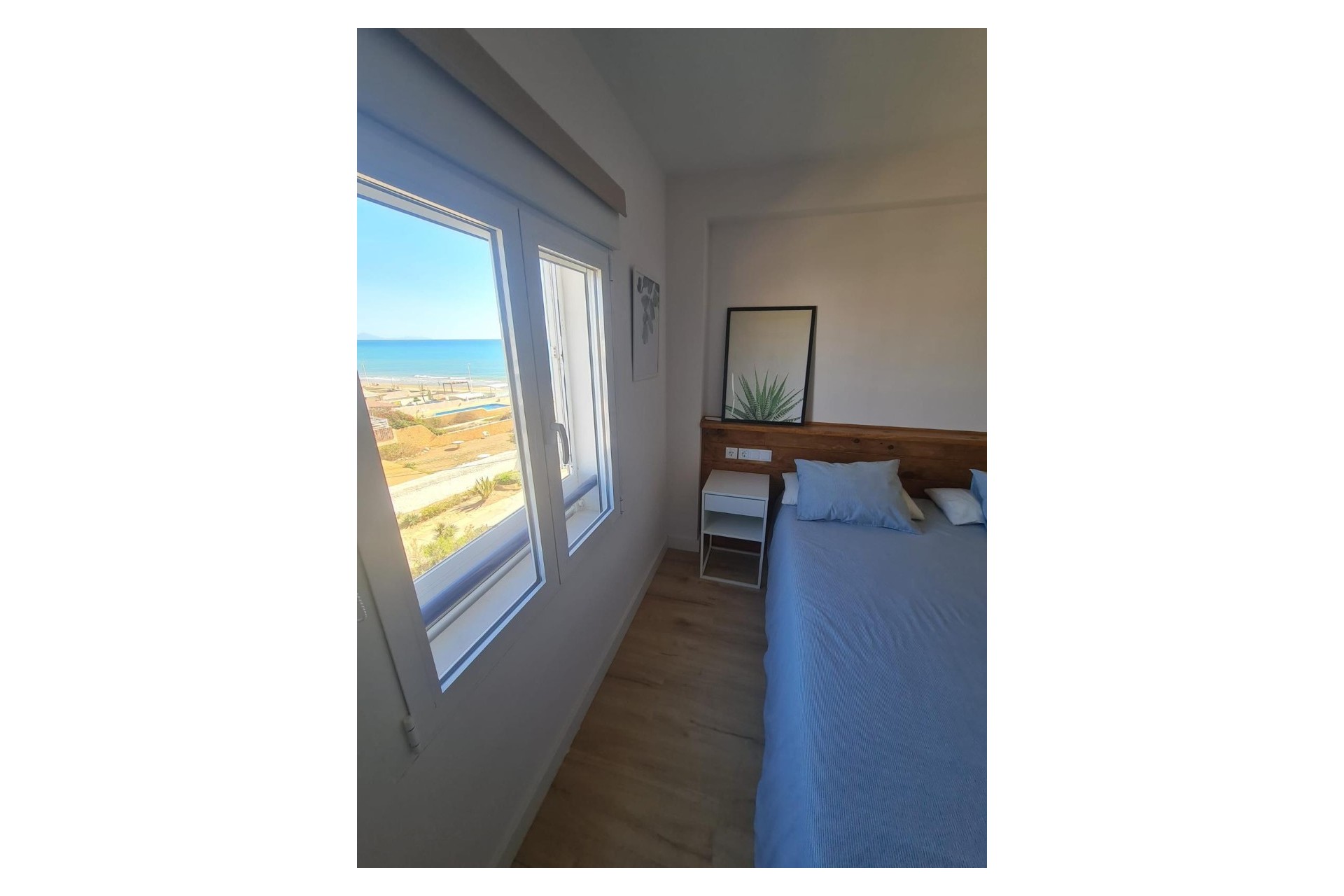 Revente - Apartamento -
Torrevieja - La Mata