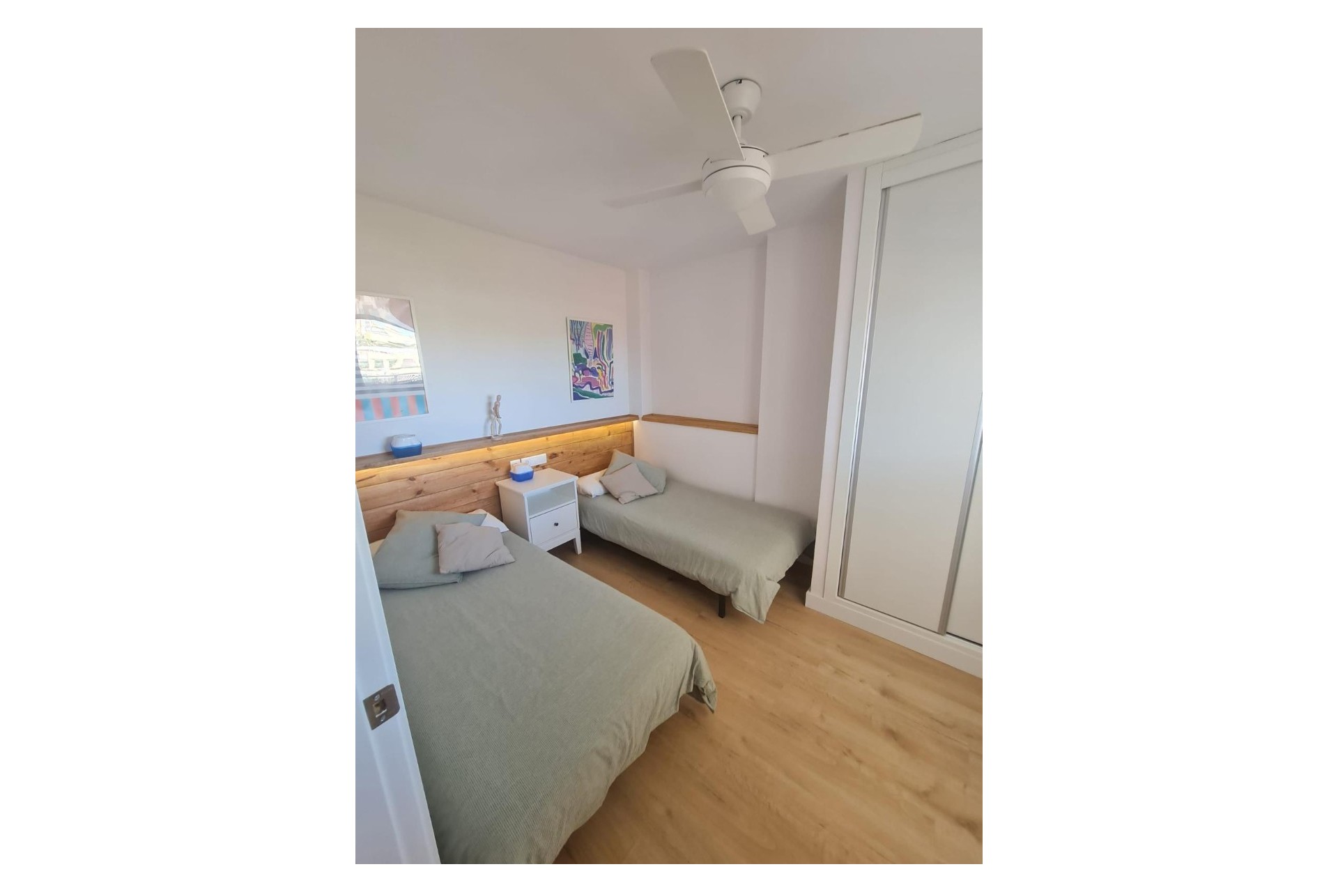Revente - Apartamento -
Torrevieja - La Mata