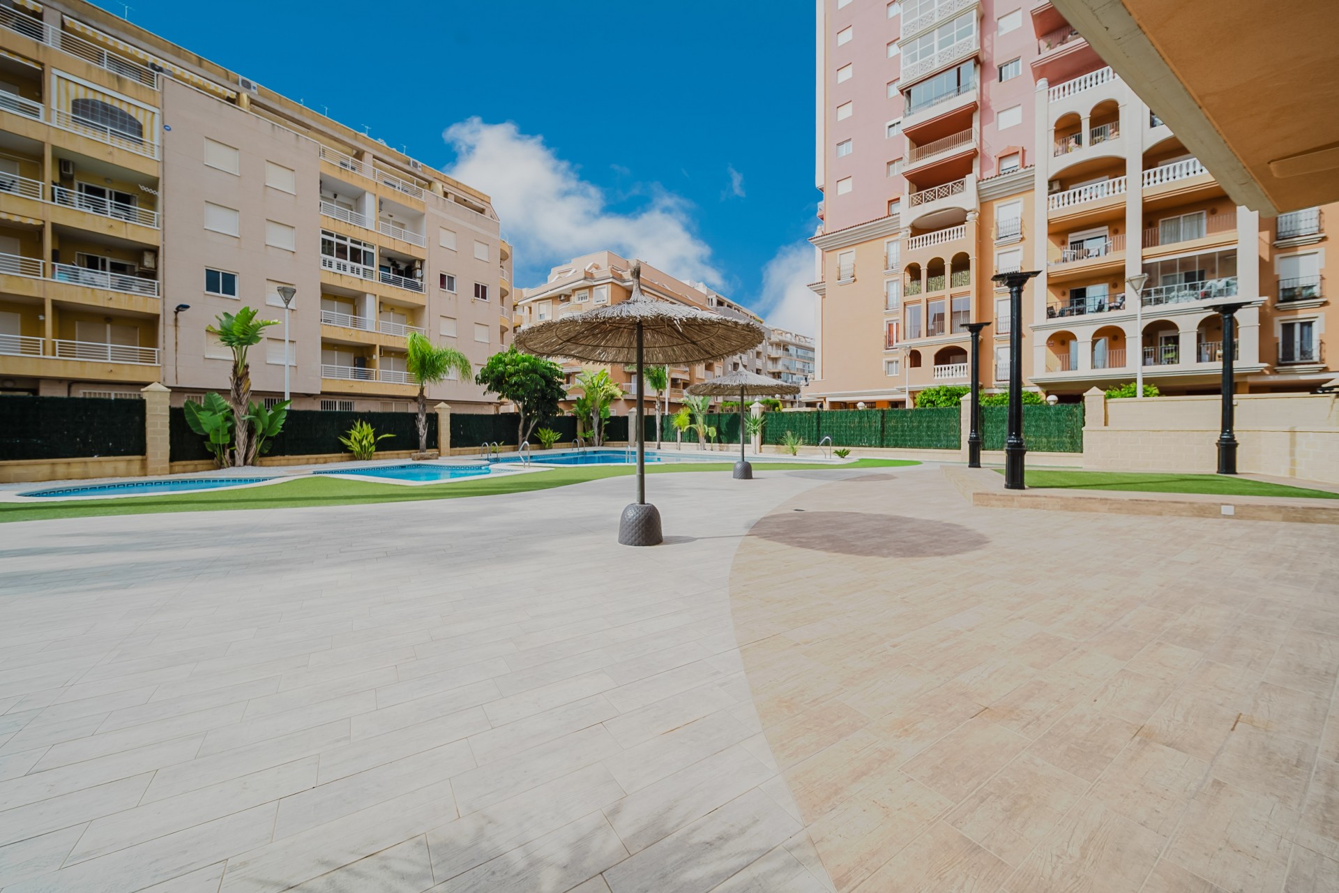 Revente - Apartamento -
Torrevieja - Playa de los locos