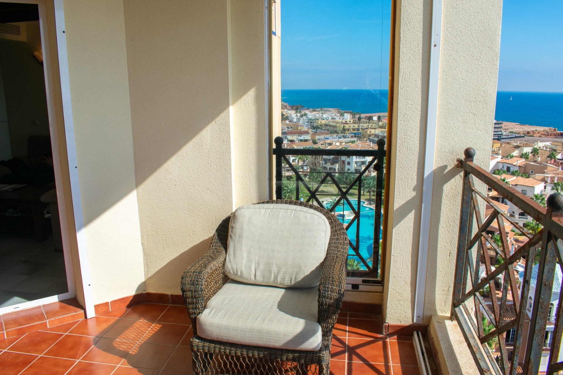 Revente - Apartamento -
Torrevieja - Playa de los Locos