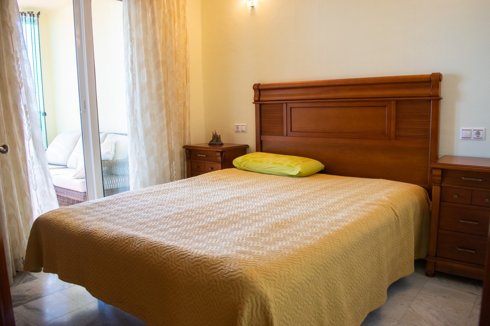 Revente - Apartamento -
Torrevieja - Playa de los Locos
