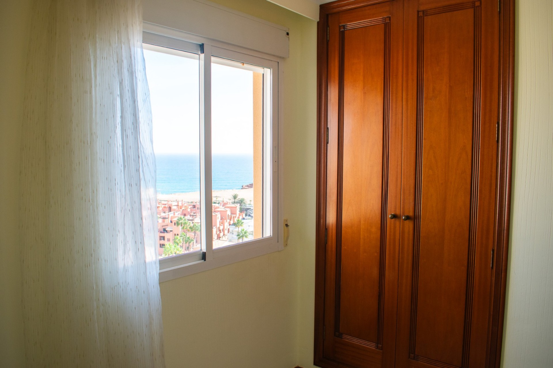 Revente - Apartamento -
Torrevieja - Playa de los Locos