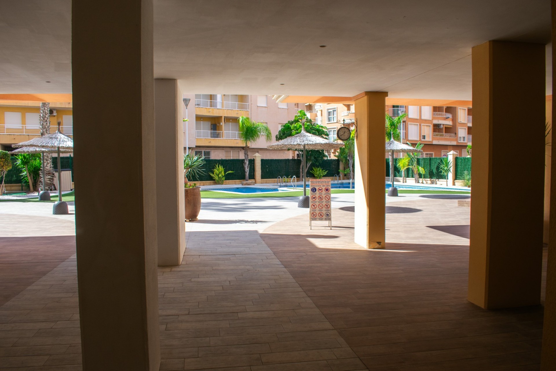 Revente - Apartamento -
Torrevieja - Playa de los Locos