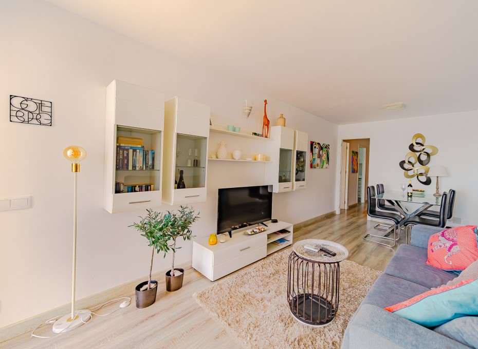 Revente - Apartamento -
Torrevieja - Playa del cura