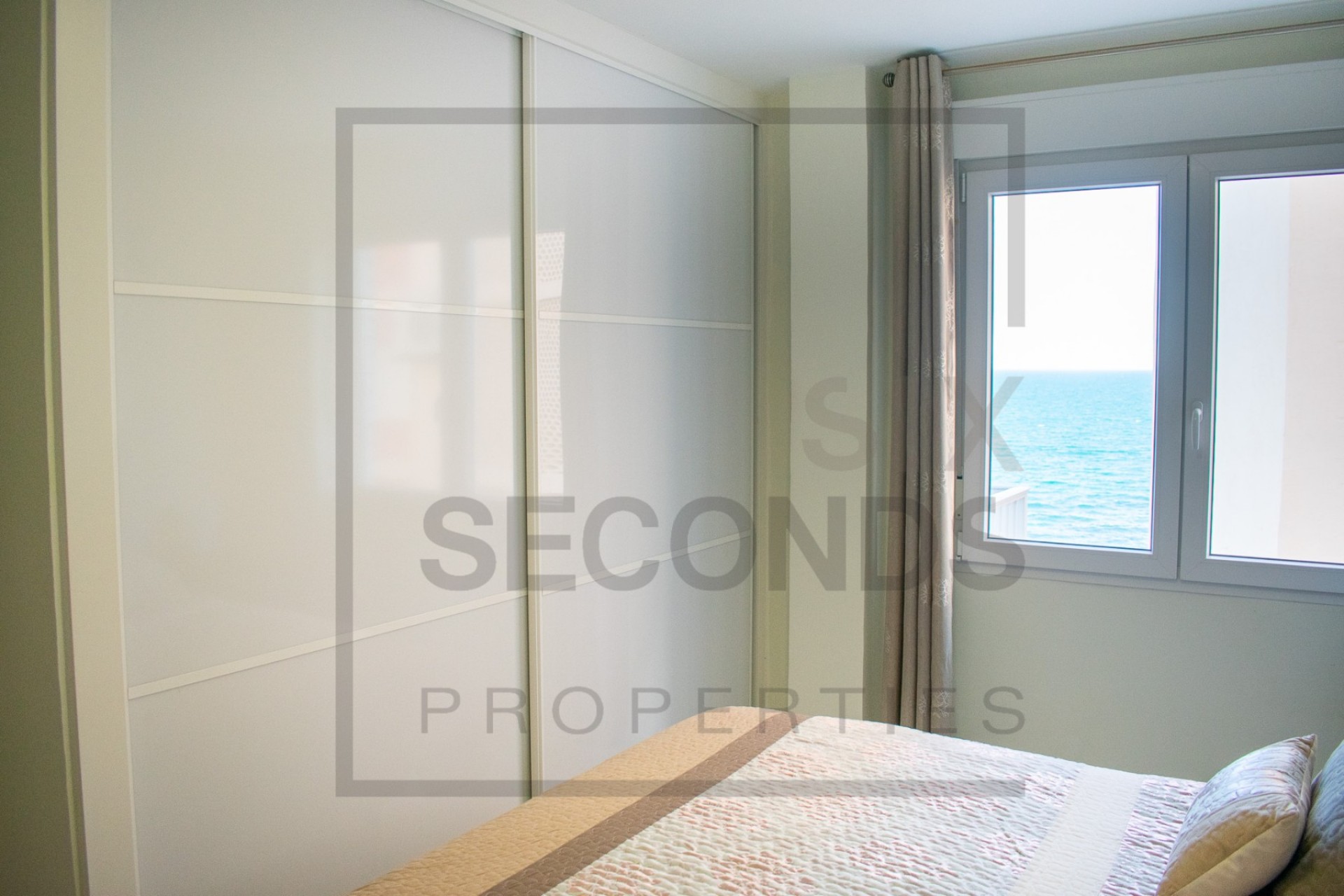 Revente - Apartamento -
Torrevieja - Playa del Cura