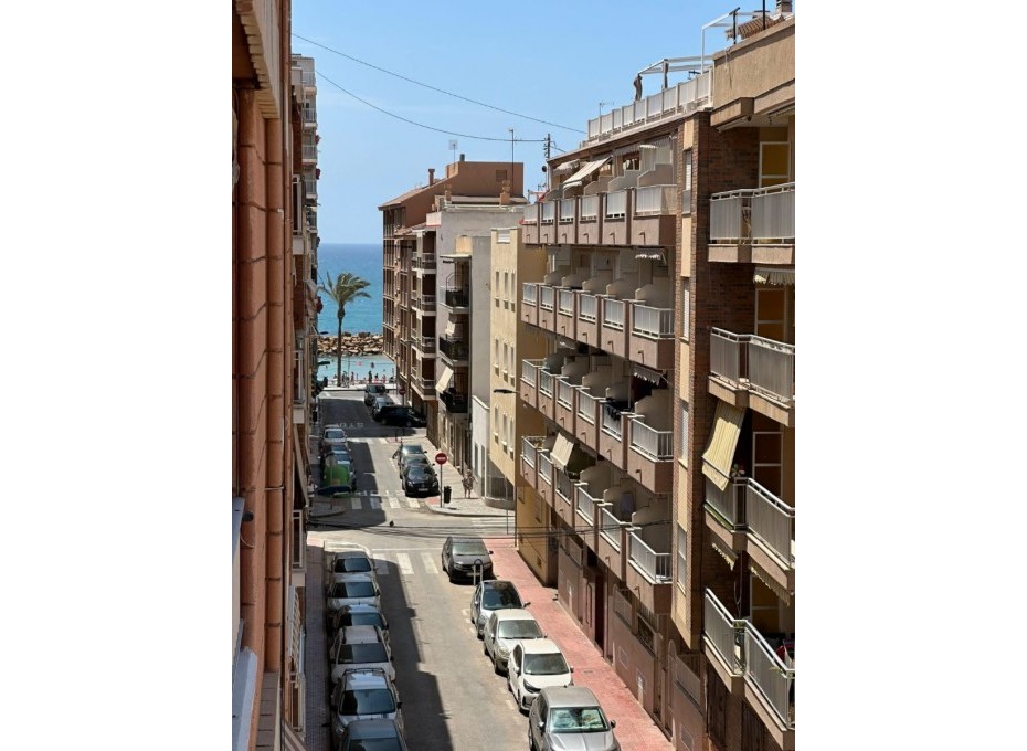 Revente - Apartamento -
Torrevieja - Playa del Cura