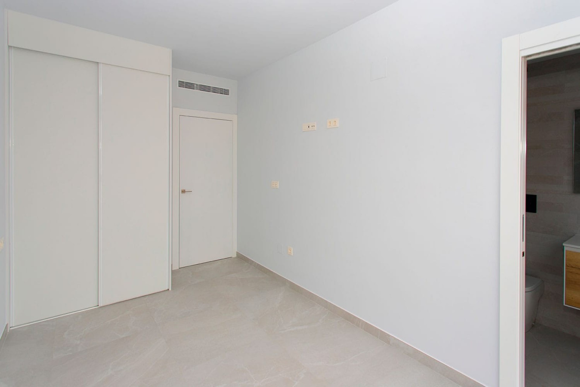 Revente - Apartamento -
Torrevieja - Playa del Cura