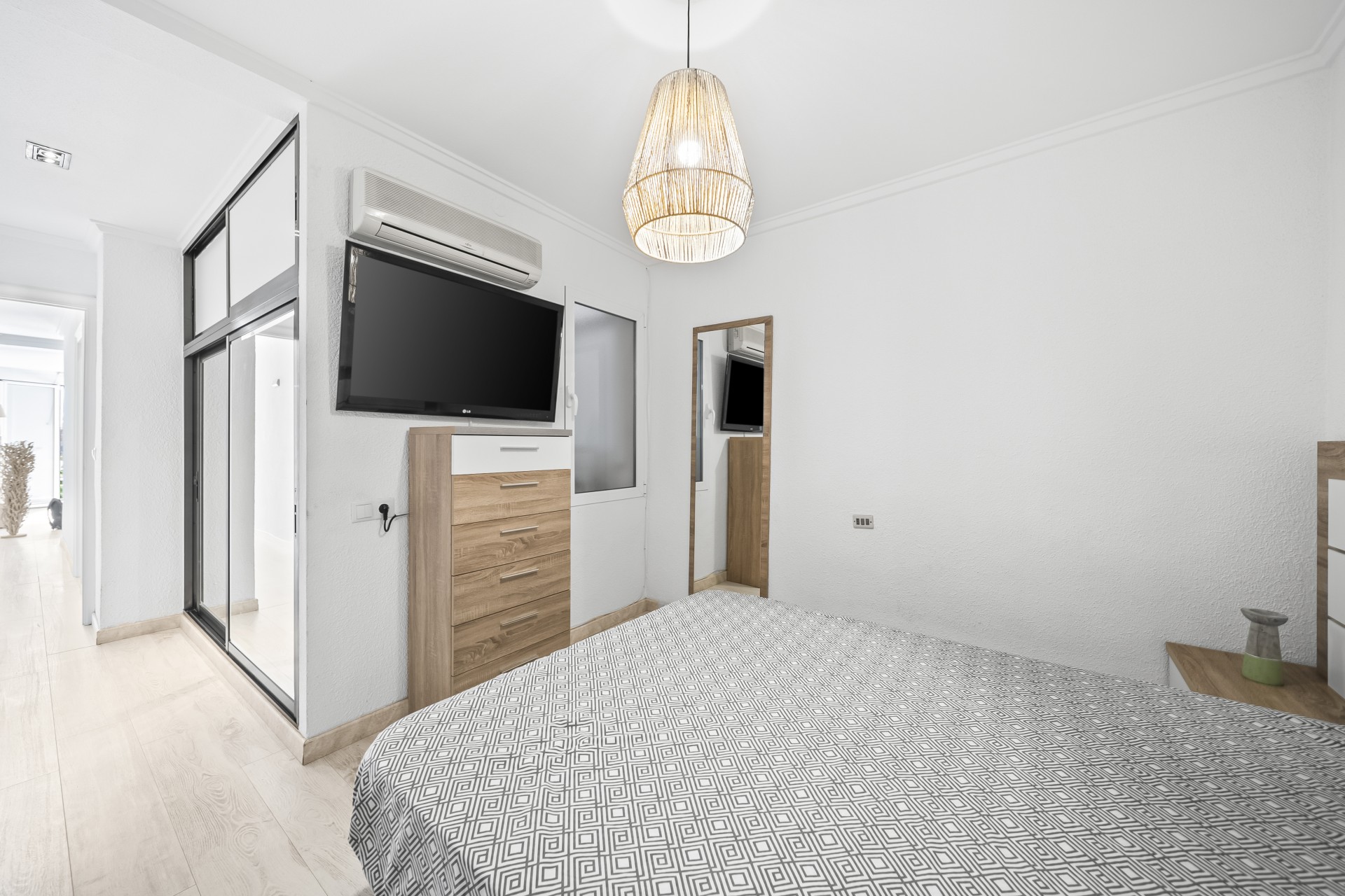 Revente - Apartamento -
Torrevieja - Puerto
