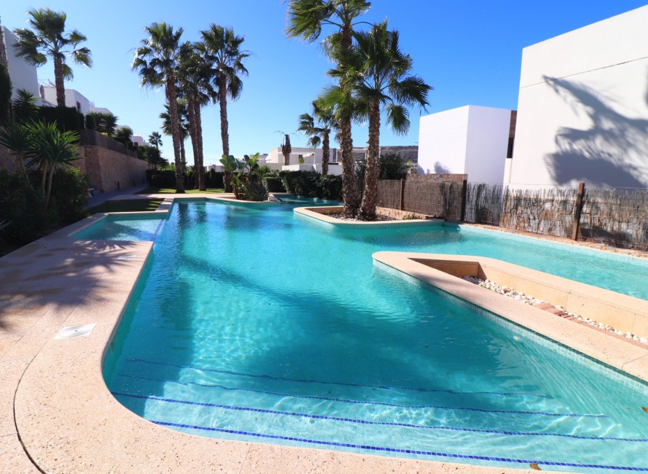 Revente - Apartment -
Algorfa - La Finca Golf Resort
