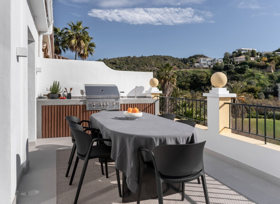 Revente - Apartment -
Benahavis - La Quinta