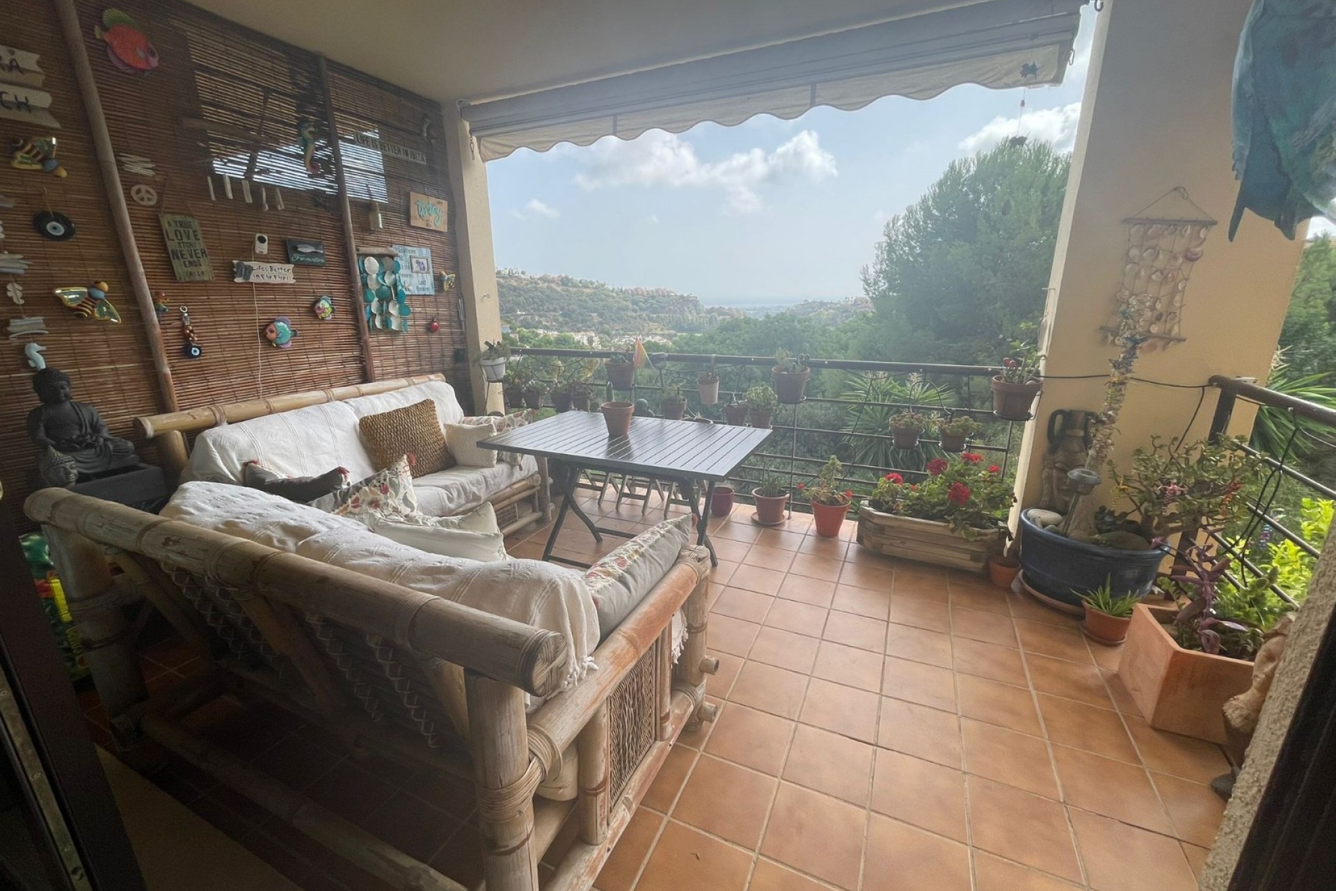 Revente - Apartment -
Benahavis - Los Arqueros