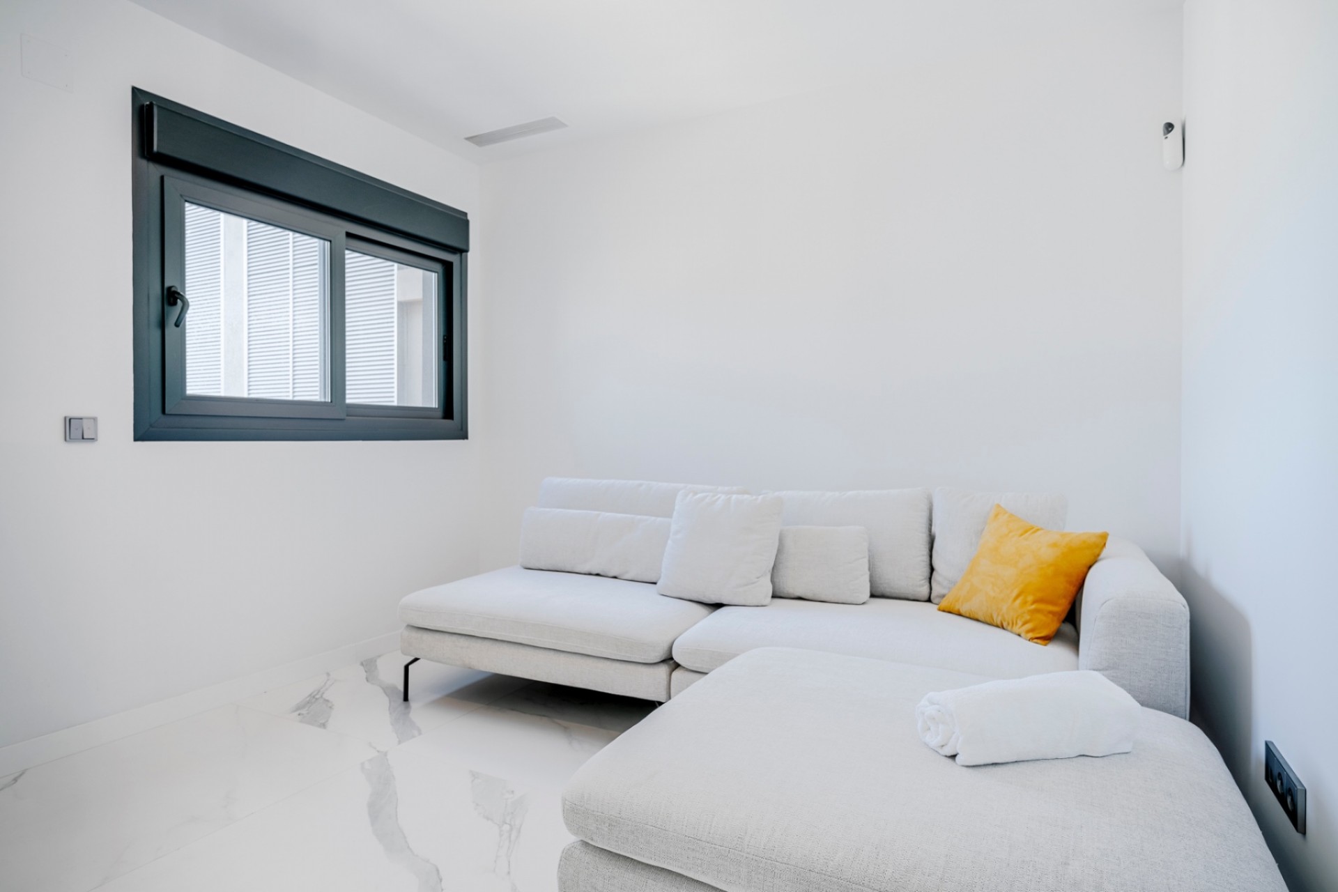 Revente - Apartment -
Benidorm