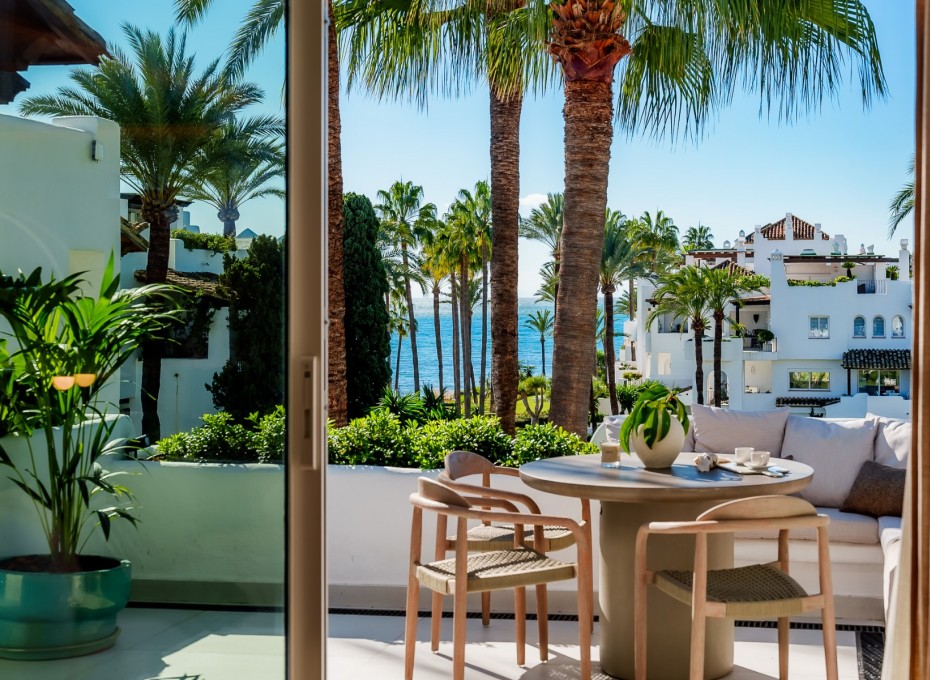 Revente - Apartment -
Estepona