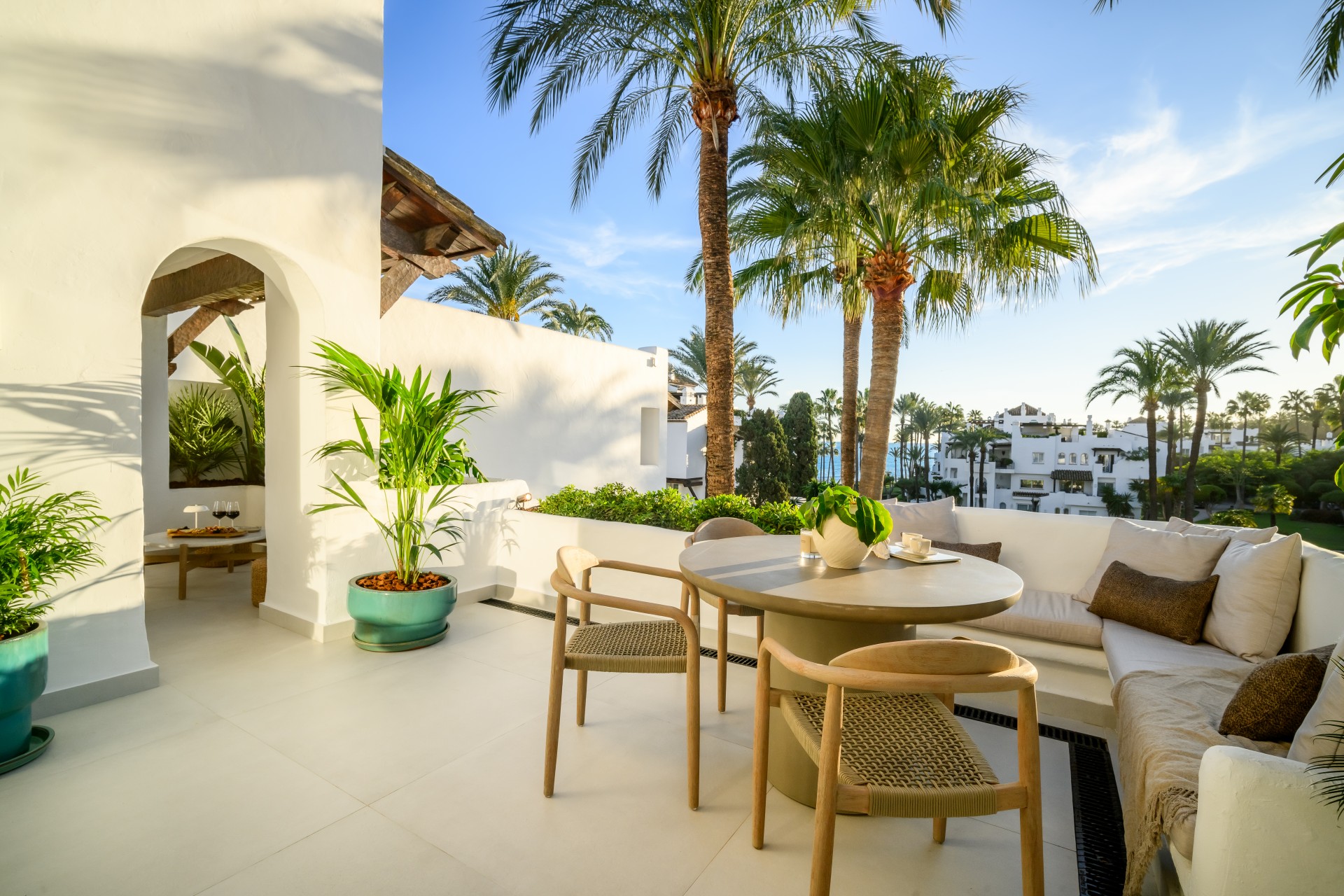 Revente - Apartment -
Estepona