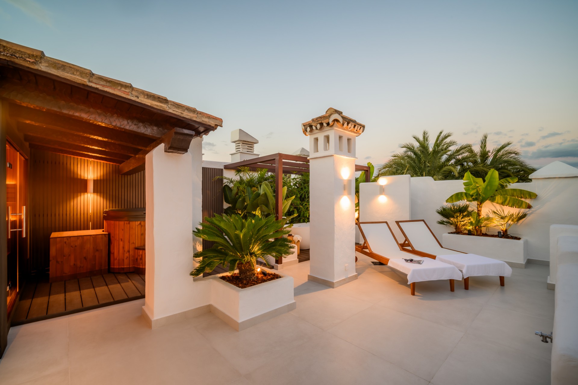 Revente - Apartment -
Estepona